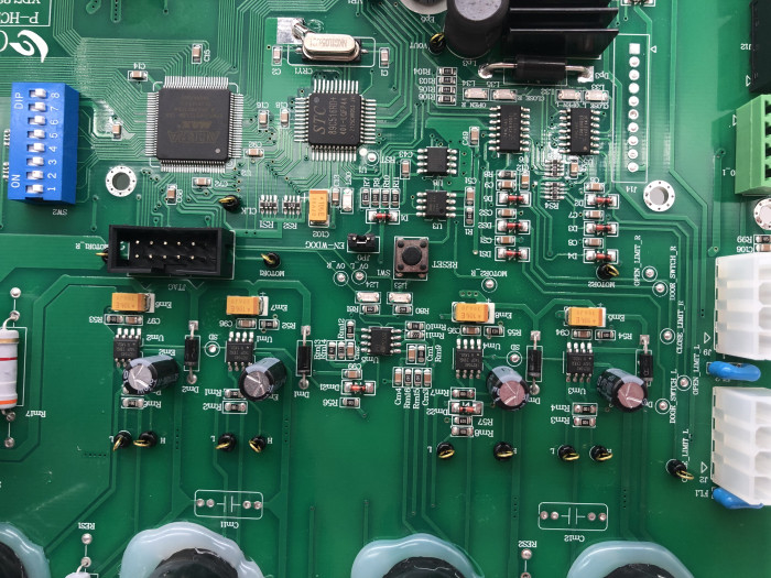 SMT PCB Assembly Manufacturer For Prototype And Mass Production